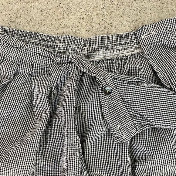 'No Saint' Seersucker Cotton Vest (wm M/S) and Pant (wm Med) Ensemble - Picture 4 of 10